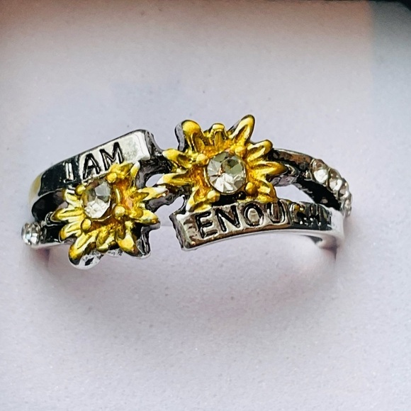 Woman's Size 7 925 Sterling Silver Sunflower Ring With Rhinestones - Picture 6 of 9